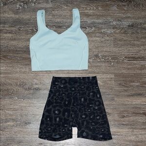 NWOT Lululemon Matching Wunder Train Set. Size Top 6/Bottom 4